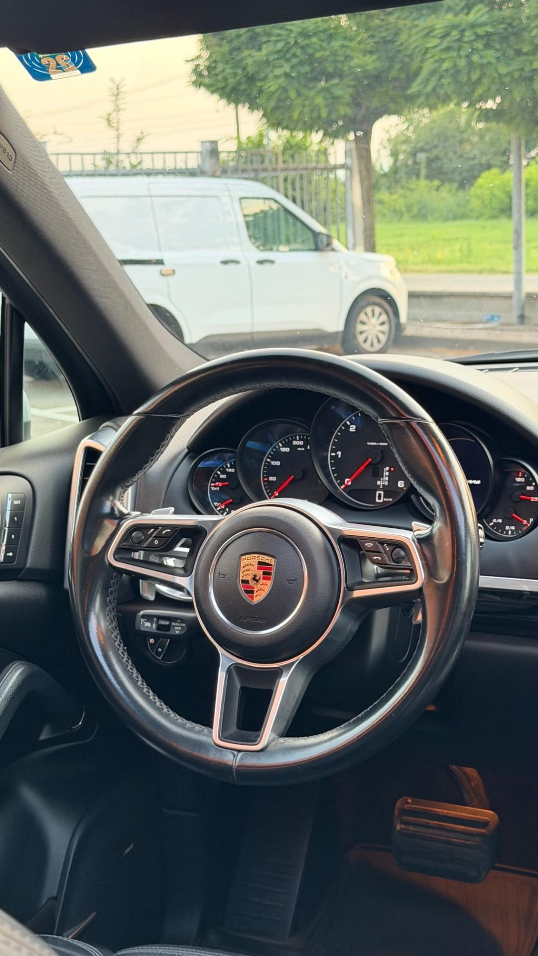 Porsche Cayenne 3.0 Diesel Platinum Edition