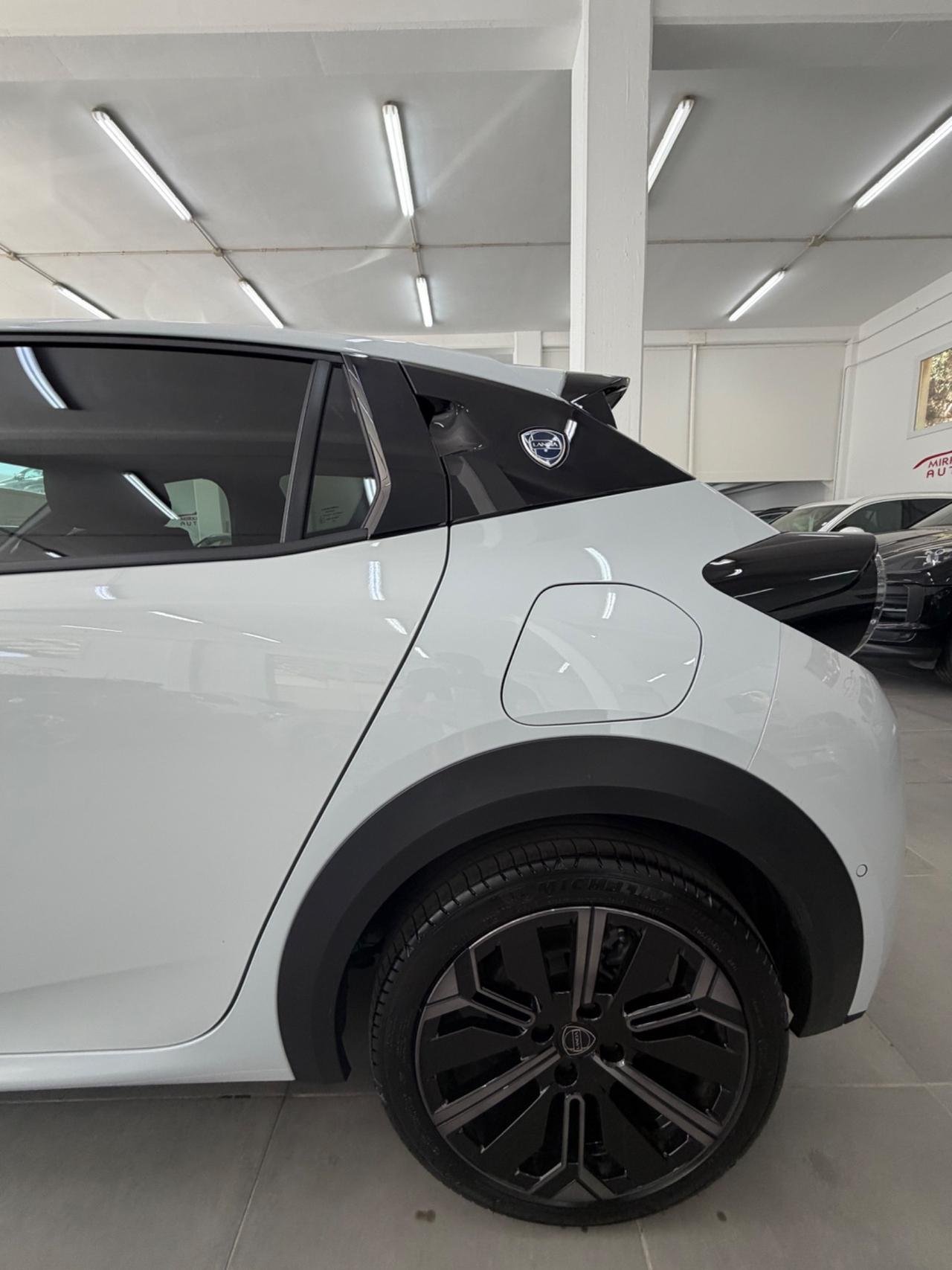Lancia Ypsilon Hybrid e-DCT HF Line FINANZIABILE