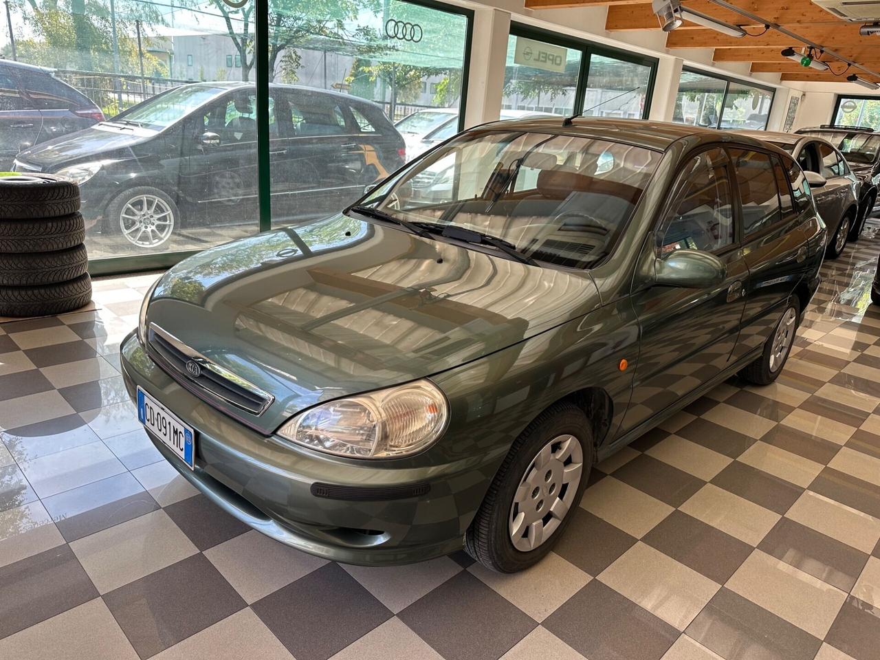 Kia Rio 1.5i 16V cat 5 porte LS Comfort