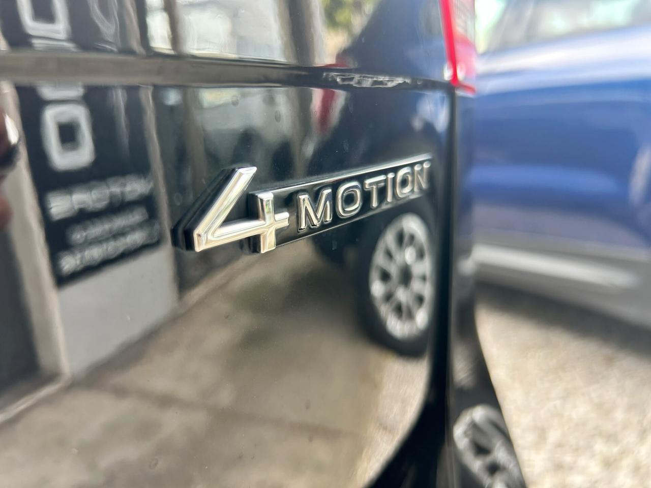 Volkswagen Tiguan 2.0 TDI 200 CV SCR DSG 4MOTION R-Line