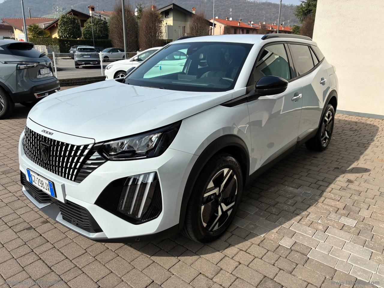 PEUGEOT 2008 PureTech 100 S&S Allure