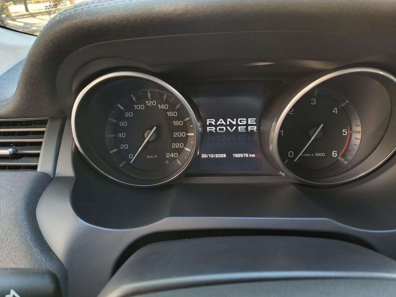Land Rover Range Evoque 2.2 TD4 5p. Pure