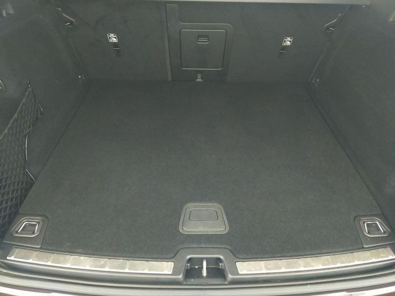 Volvo XC60 XC60 B4 (d) automatico Business