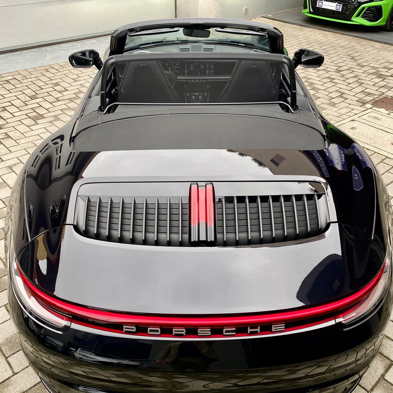 Porsche 992/911 Cabrio 3.0 Carrera auto