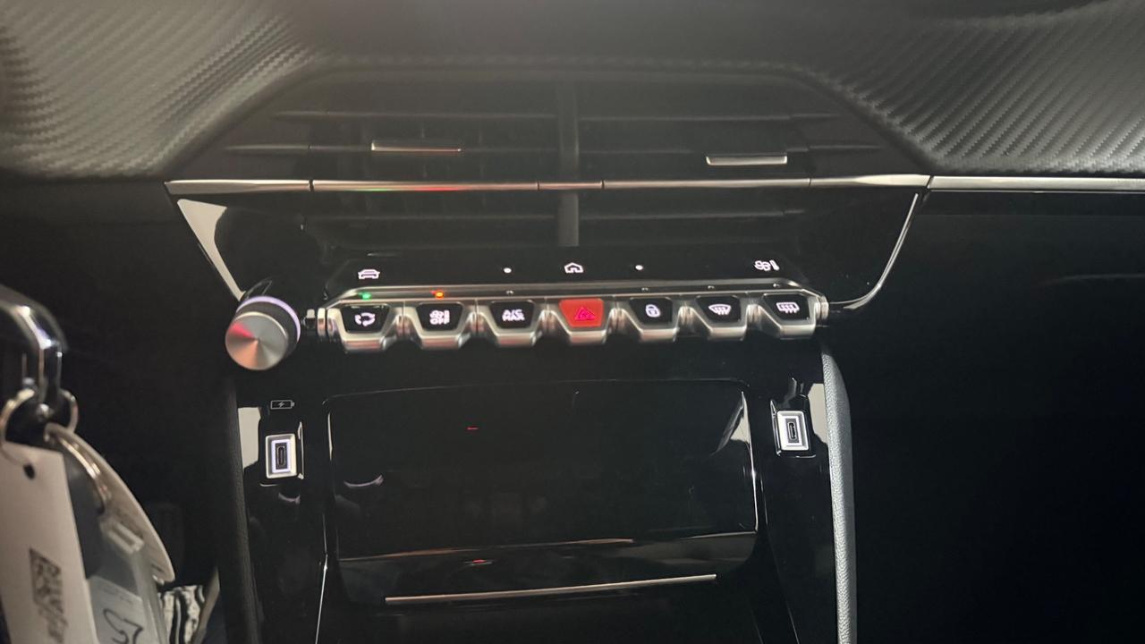 Peugeot 2008 Hybrid 110 e-DCS6 Allure