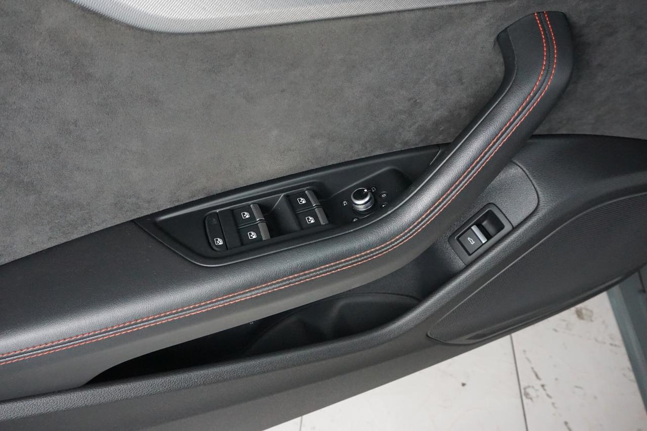 Audi A5 SPB 40 TDI quattro S tronic S line edition Identity Black