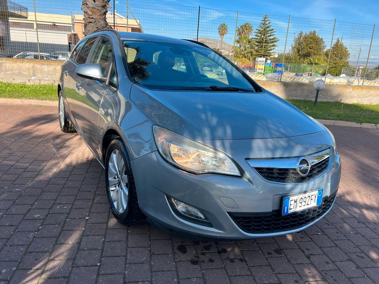 Opel Astra 1.7 CDTI 110CV Sports Tourer Cosmo Fleet