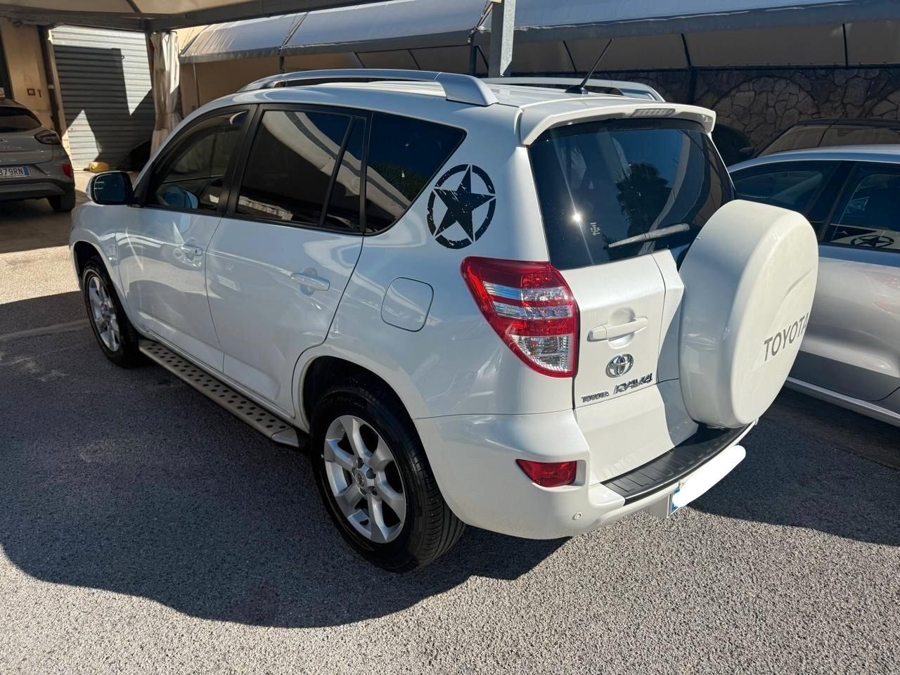Toyota RAV 4 2011 2.2 D-4D 150 CV DPF Exclusive