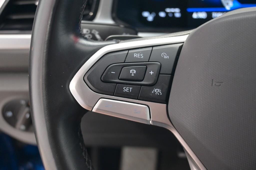 VOLKSWAGEN T-ROC 2.0 TDI 150CV DSG SCR LIFE ( FARI LED - DIGITAL COCKPIT - ADAPTIVE CRUISE - NAVI - APP CONNECT - PARK ASSIST - TETTO BICOLORE )
