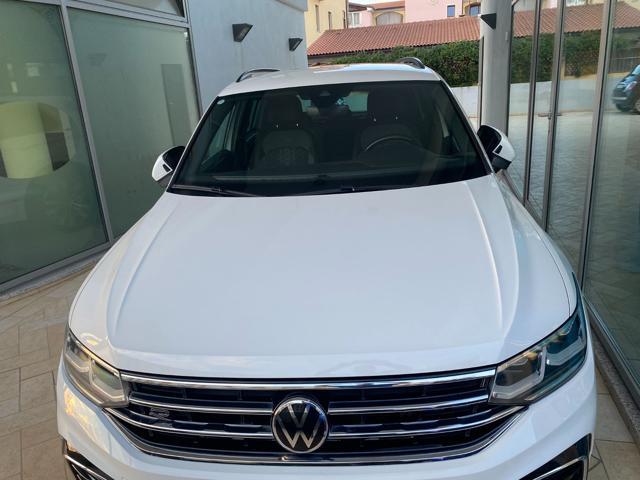 VOLKSWAGEN Tiguan 2.0 TDI 150 CV SCR DSG R-Line