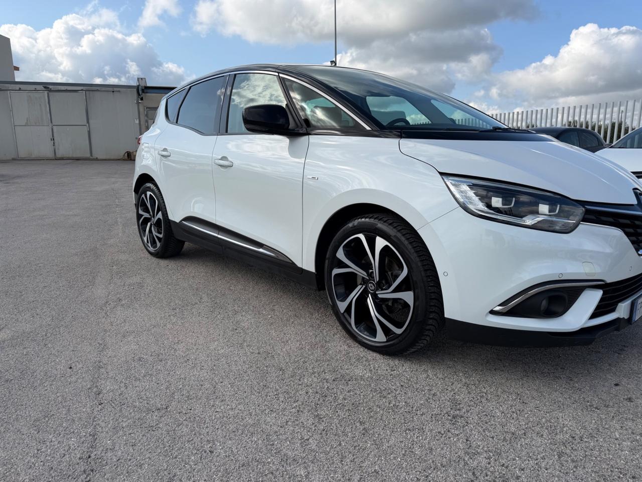 RENAULT SCENIC 1.6 DCI 130 BOSE FULL PERLATA MY18