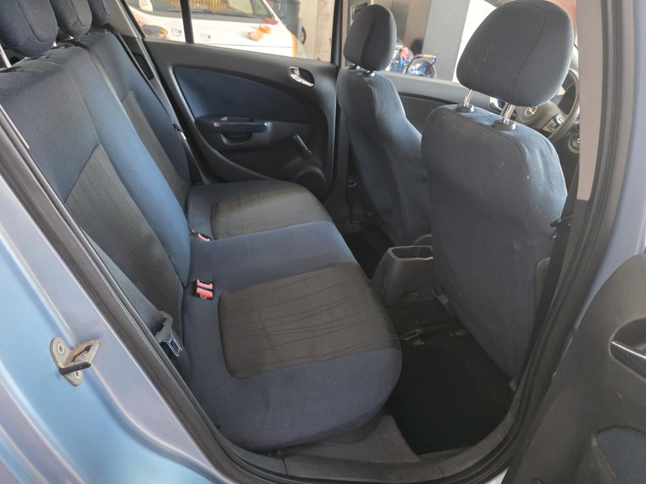 Opel Corsa 1.2 5 porte Cosmo NEOPAT