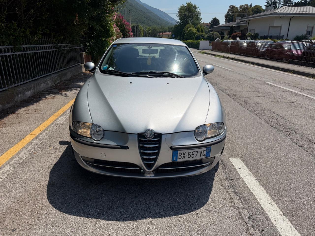 Alfa Romeo 147 1.6i 16V T.S. (105 CV) cat 5p. Connect