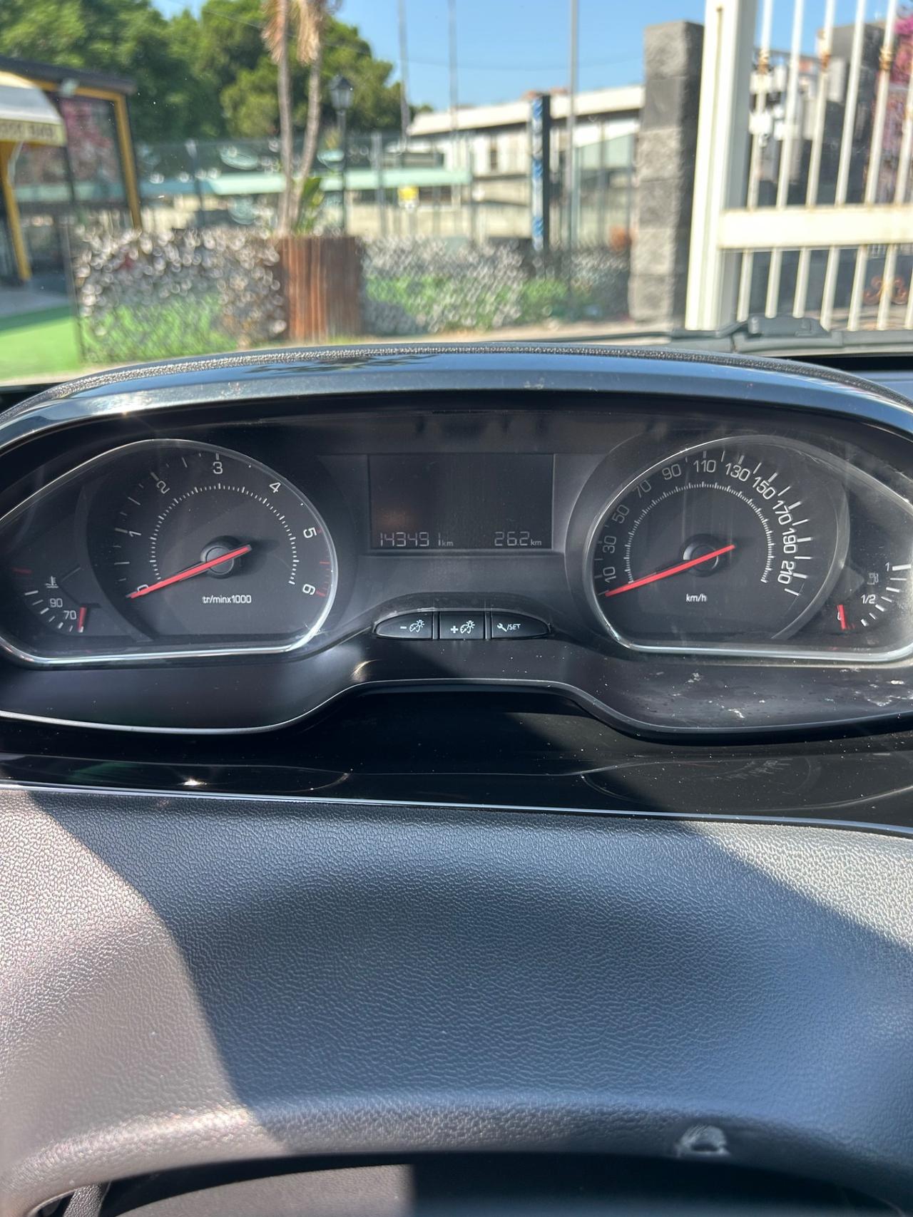 Peugeot 208 1.4 HDi 68 CV 5 porte Active