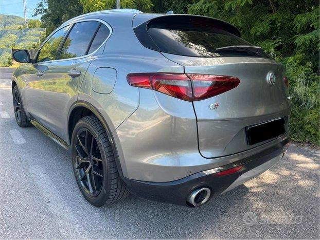 ALFA ROMEO STELVIO 2.2 TD 210 CV Q4 VERSIONE Ti