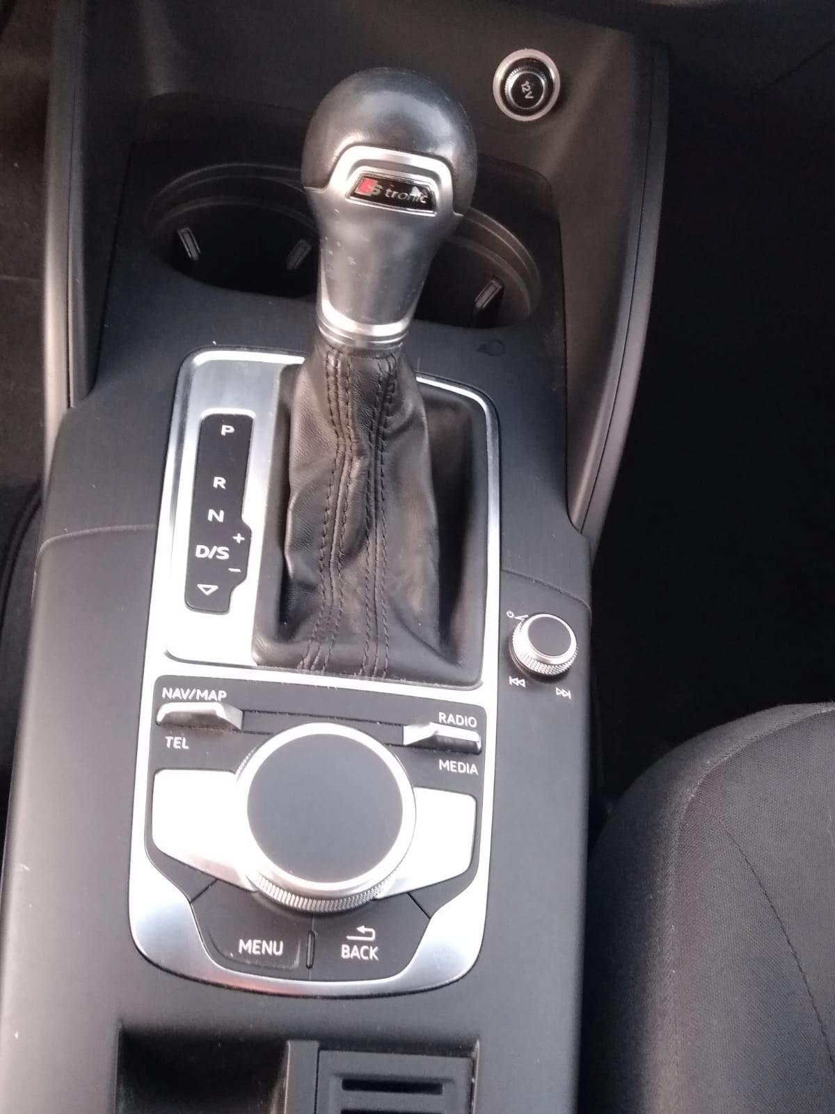 Audi A3 SPB 35 TDI S tronic Business