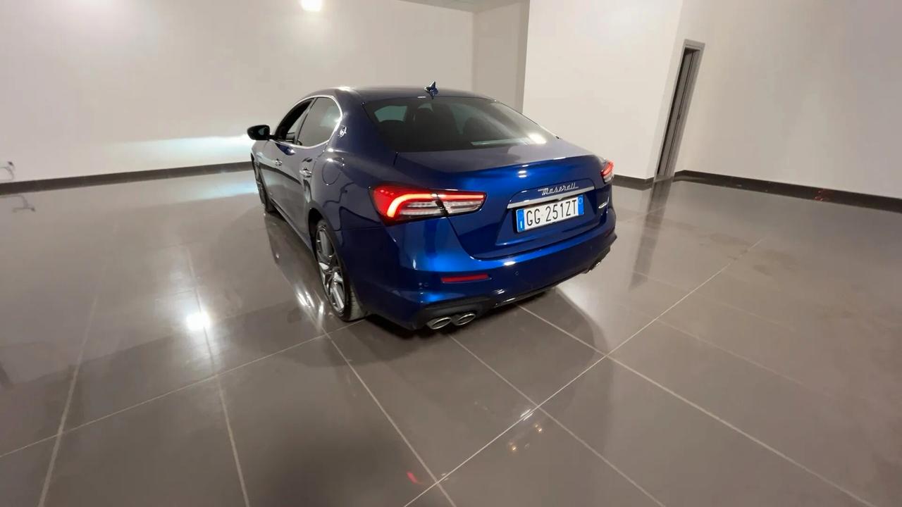 Maserati Ghibli 330 CV MHEV Executive