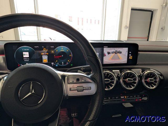 MERCEDES-BENZ CLA 200 d Automatic Premium