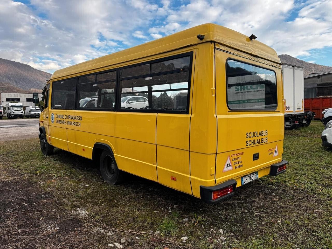 Mercedes-benz Sprinter F75 615D
