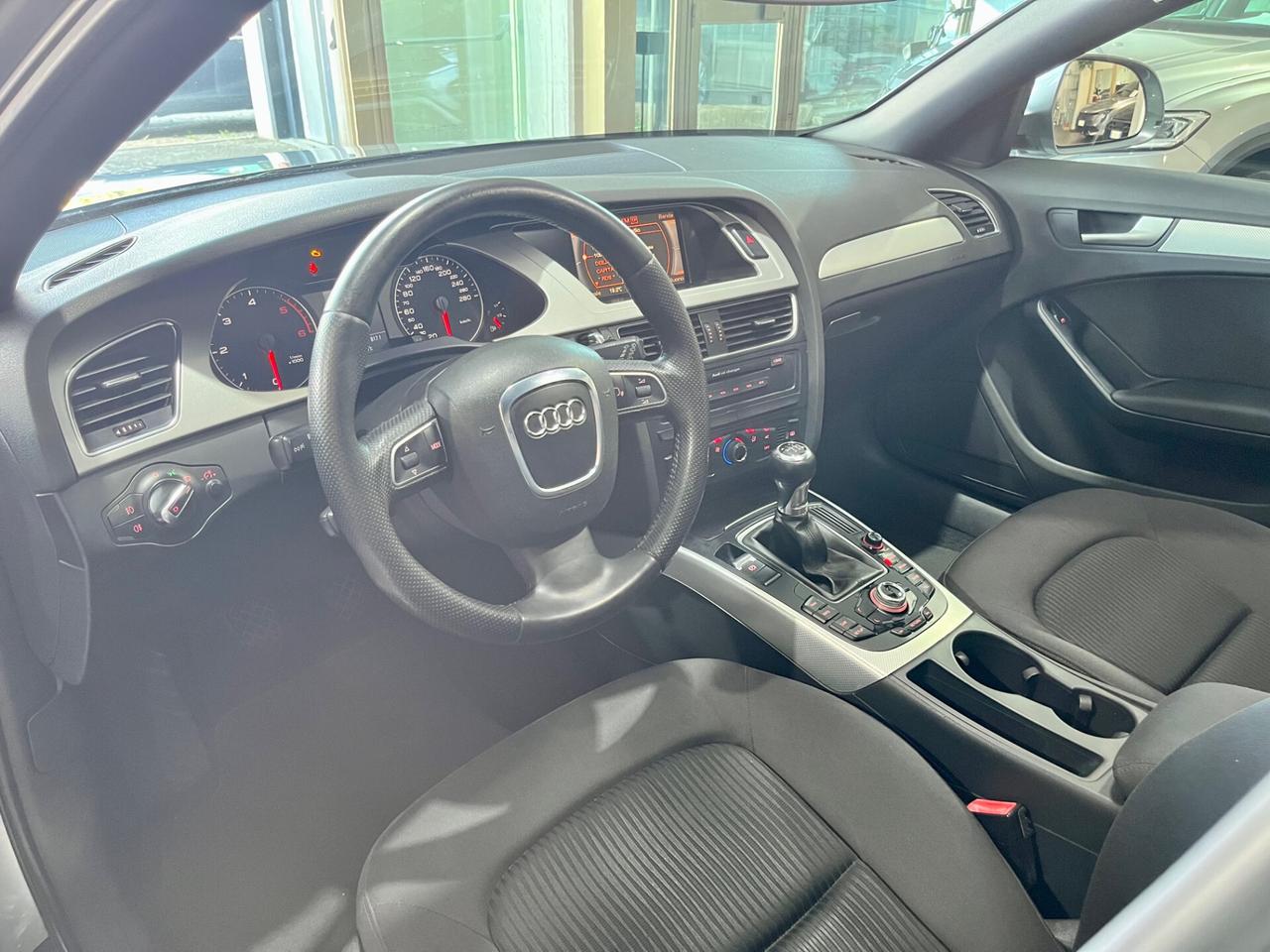 Audi A4 Avant 2.0 TDI 143CV Advanced BOOK SERVICE COMPLETO