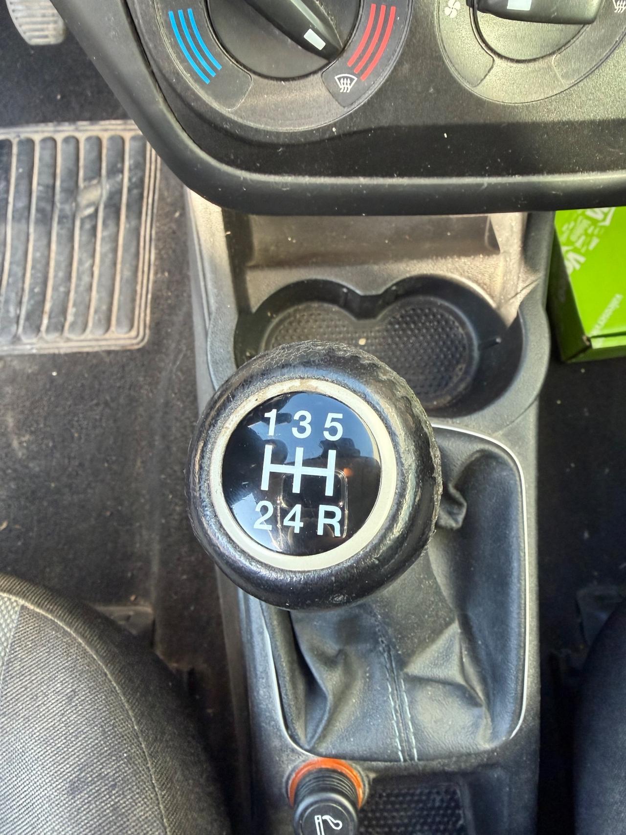 Fiat Grande Punto 1.3 MJT 75 CV- FRIZIONE NUOVA