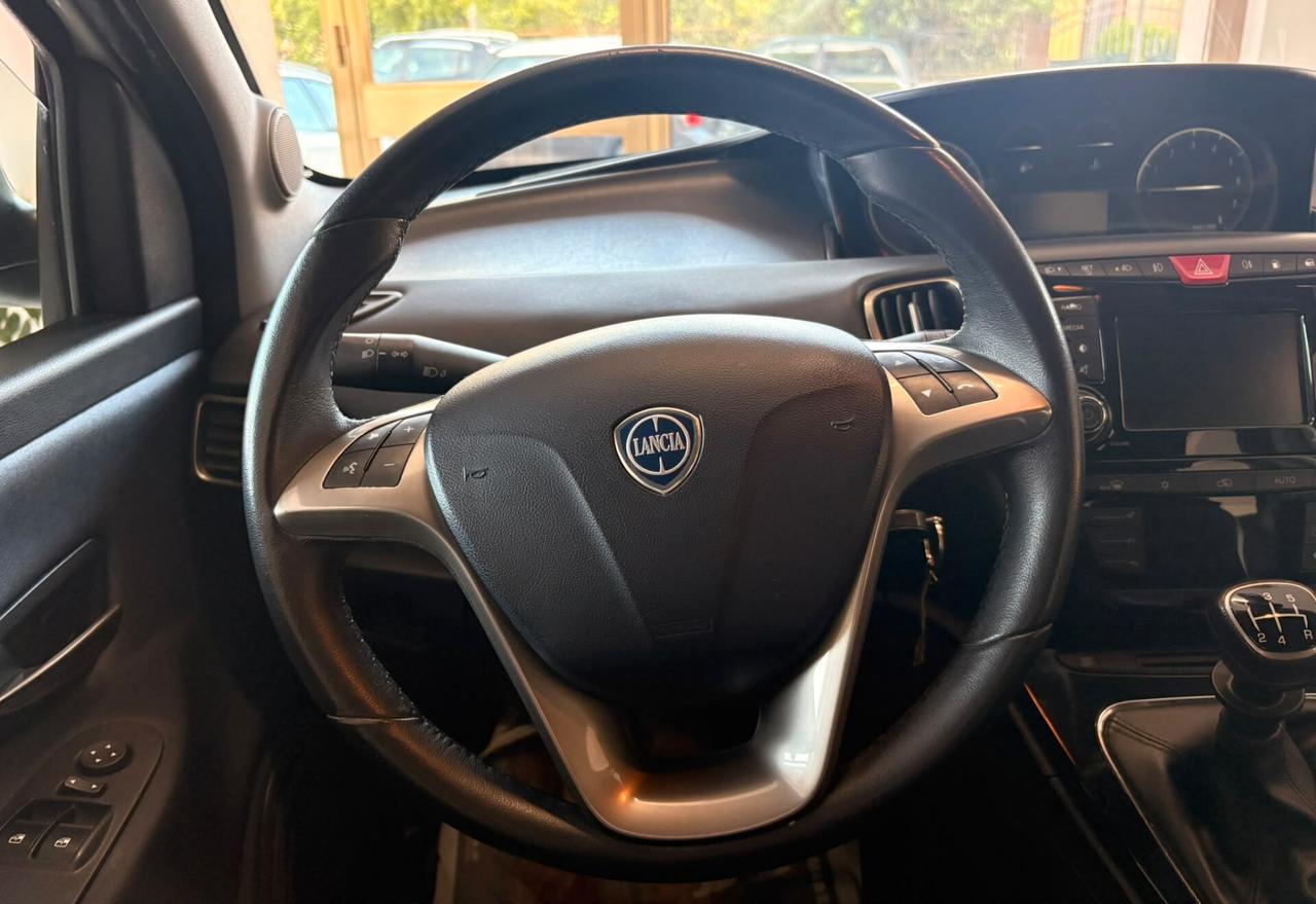 Lancia Ypsilon 1.2 69 CV 5 porte GPL Ecochic Gold