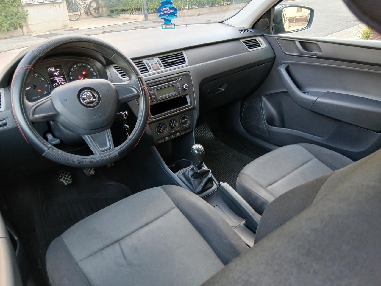 Skoda Rapid 1.2 TSI 86CV Active neopatentati tua a € 158 mese