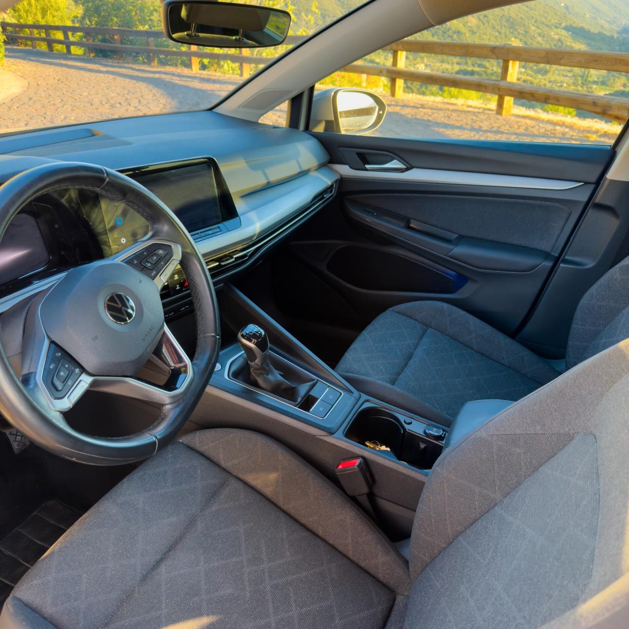 Volkswagen Golf 8 - 2.0 TDI EVO SCR Life - 2022