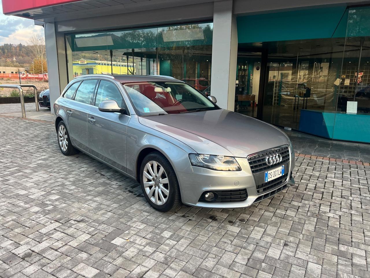 Audi A4 Avant 2.0 TDI 143CV F.AP. - NEOPATENTATI