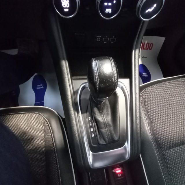 RENAULT Captur Blue dCi 115 CV EDC Intens