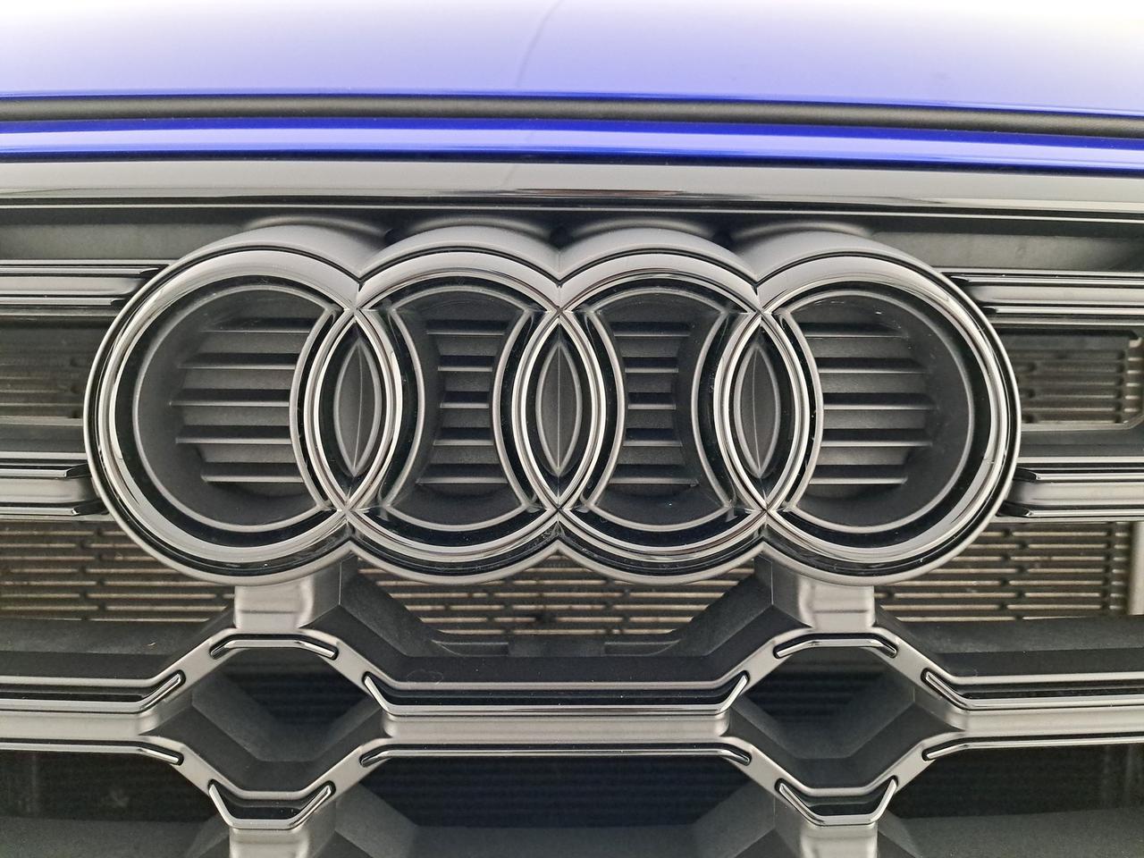Audi Q5 50 2.0 tfsi e identity black quattro s-tronic