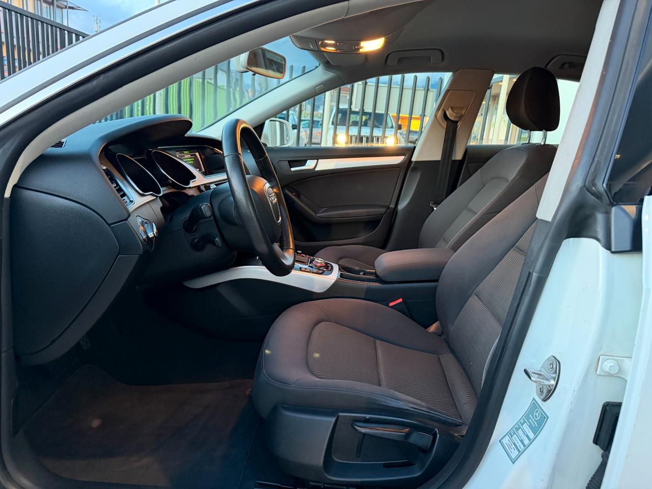 Audi A5 SPB 2.0 TDI 143 CV DISTRIBUZIONE OK