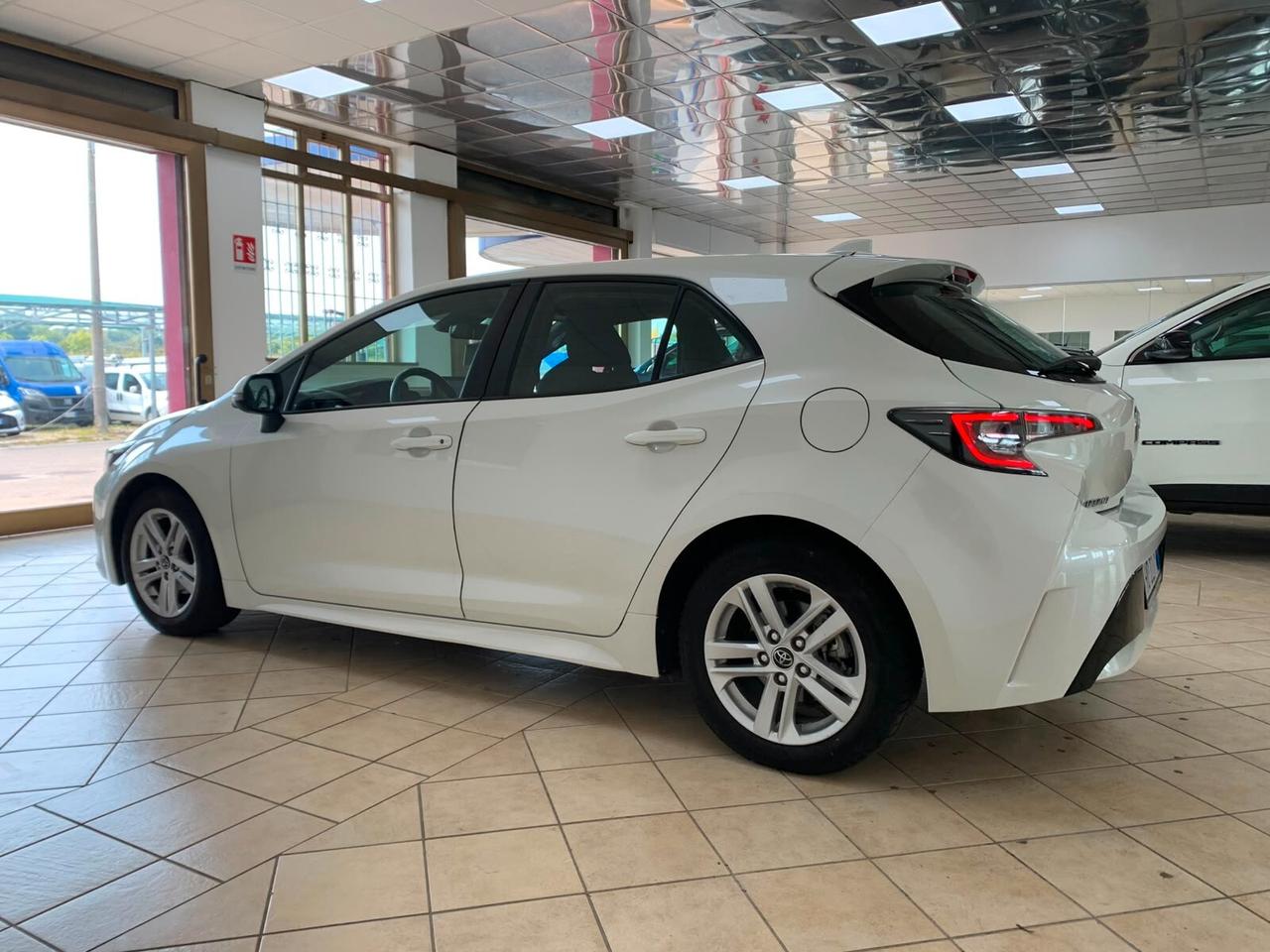 Toyota Corolla 1.8 Hybrid Business *IVA DEDUCIBILE*