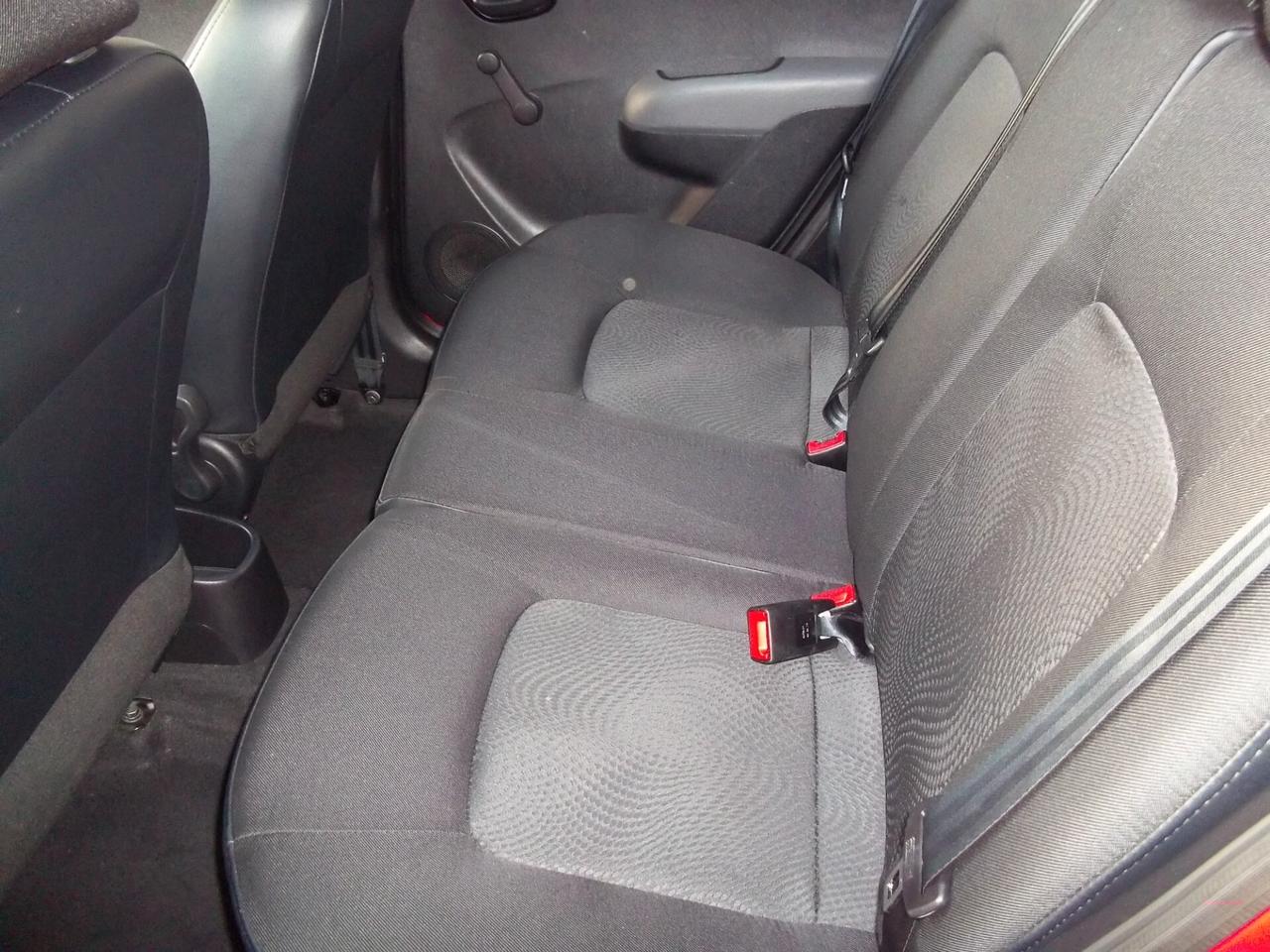 Hyundai i10 Comfort 1.1 12v Uniproprietario Ok neopatentati Euro 5B