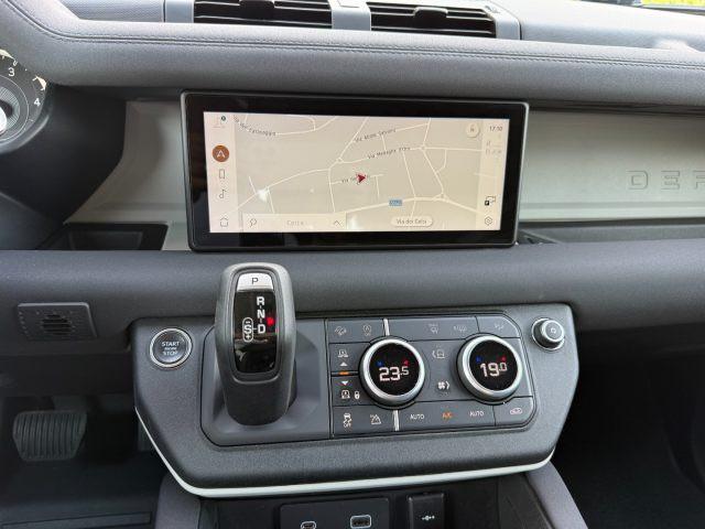 LAND ROVER Defender 110 3.0D I6 200 CV AWD Auto SE TOTAL BLACK IVA ESP