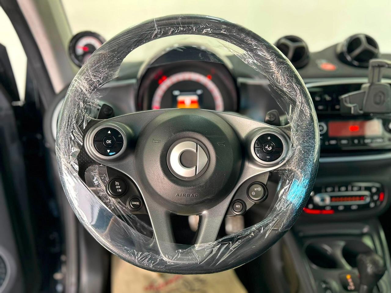 Smart ForTwo 70 1.0 twinamic Passion-LED-GARANTITA