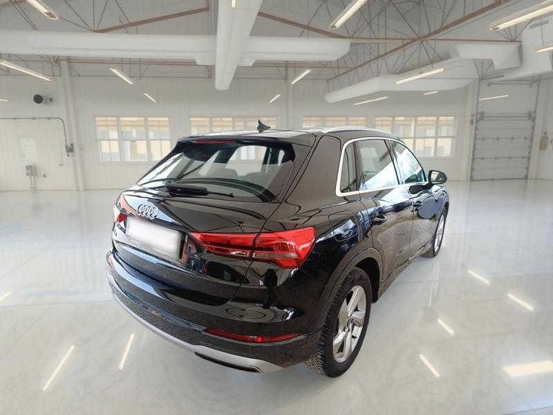 AUDI Q3 35 TDI S TRONIC BUSINESS ADVANCED SUV