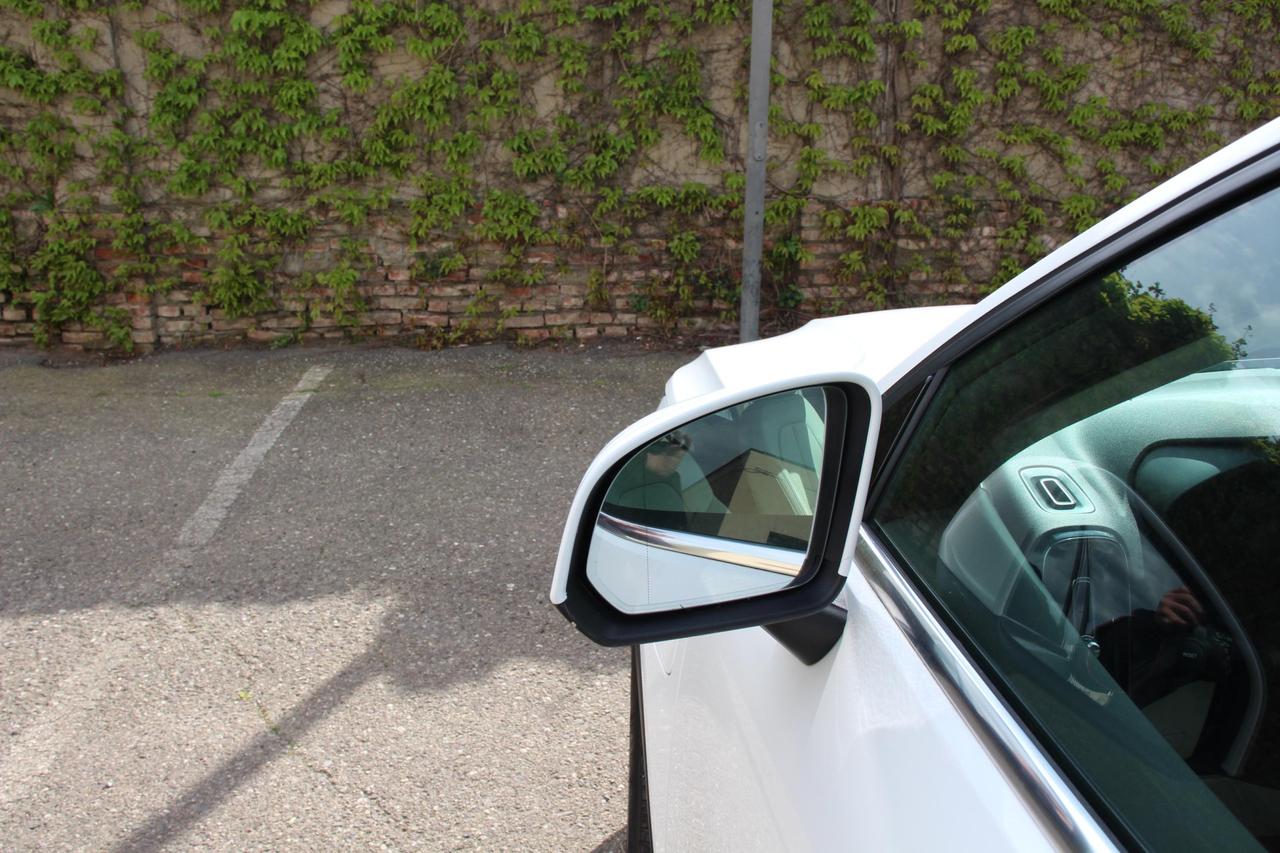 VOLVO XC40 N1 1.5 T4 plug-in hybrid Inscription Expression my21