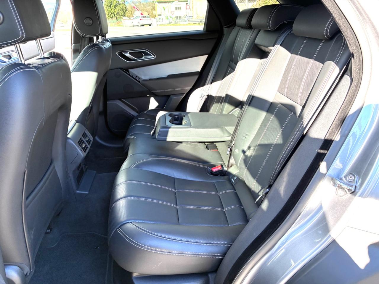 Land Rover Range Velar 2.0D I4 204 CV R-Dynamic SE
