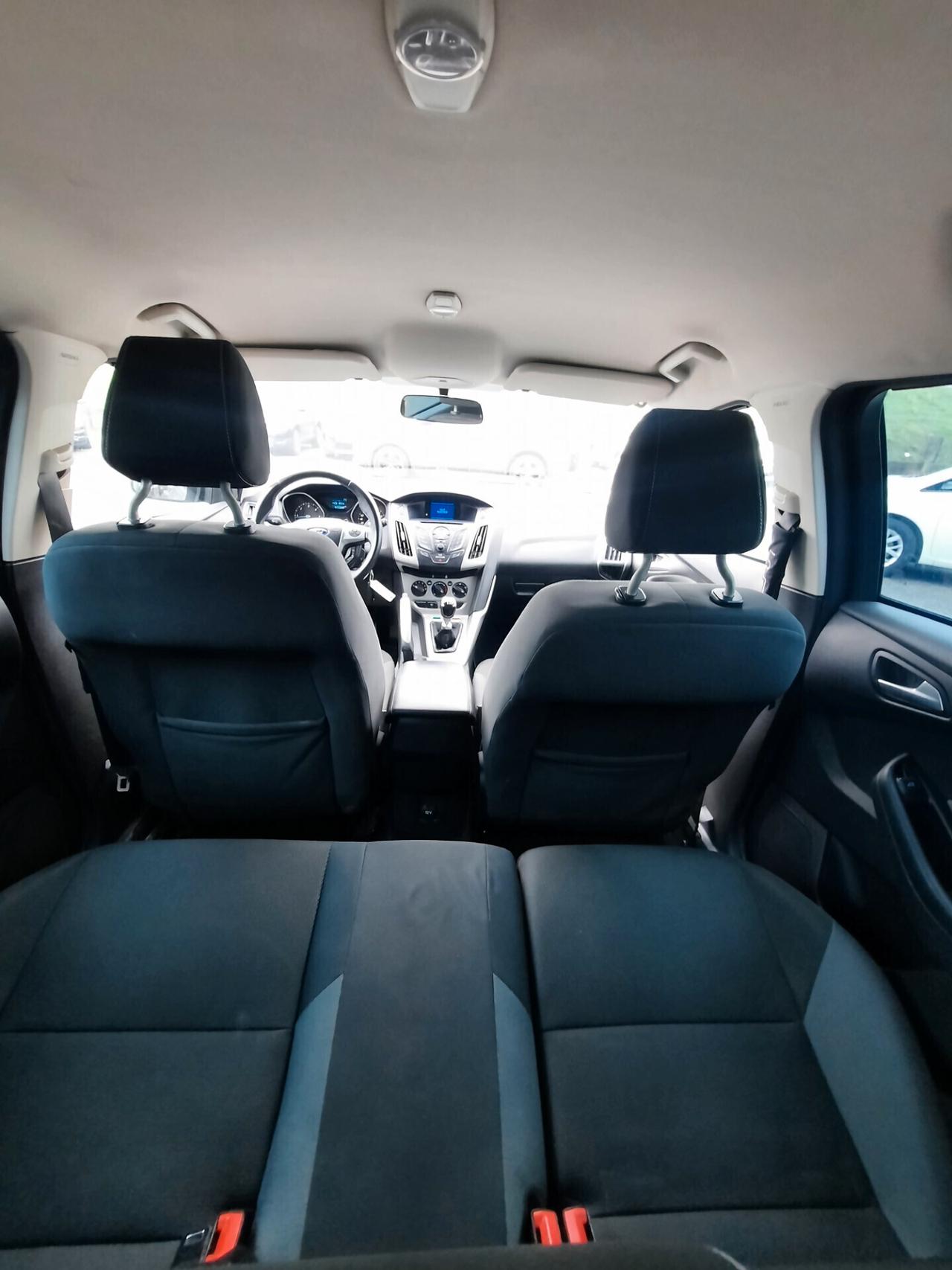 Ford Focus 1.6 TDCi 115 CV SW GANCIO TRAINO