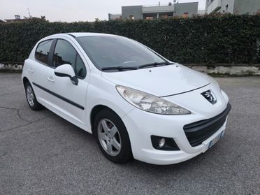 PEUGEOT 207 1,4 BENZINA- OK NEOPATENTATI