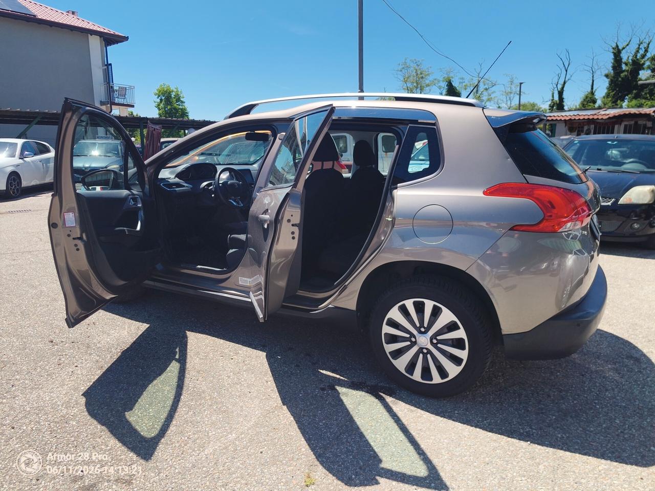 Peugeot 2008 1.2 e-VTi 82CV Stop&Start robotizzato Active