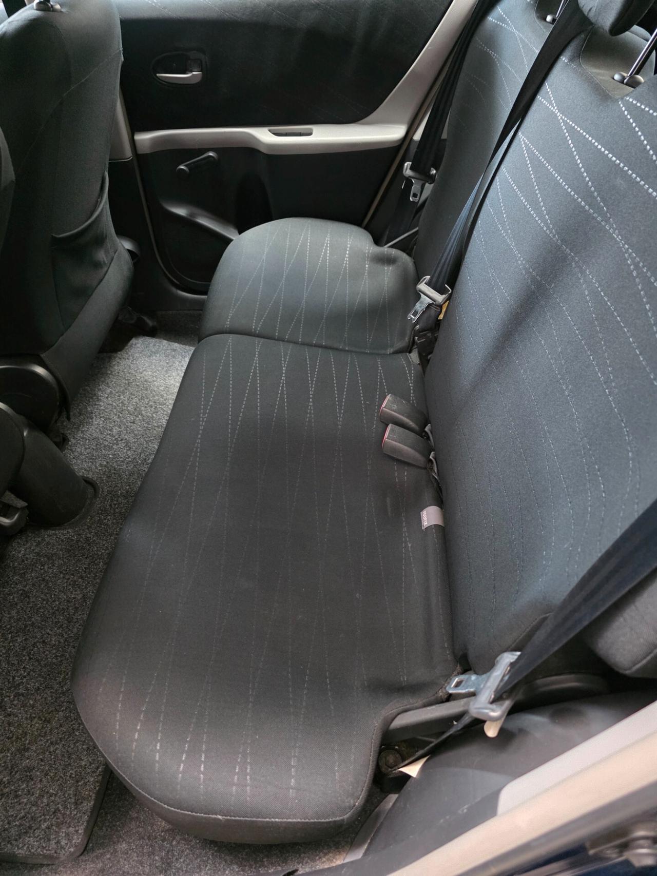 Toyota Yaris 1.3 5 porte Navi