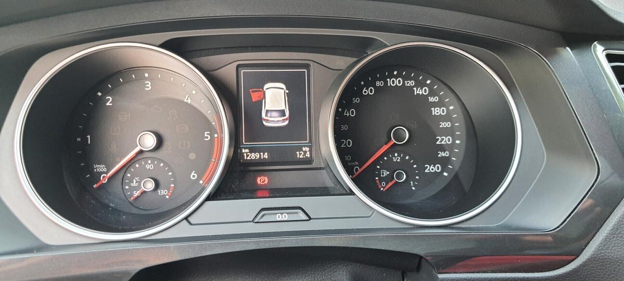 Volkswagen Tiguan 2.0 TDI SCR DSG Business BlueMotion Technology