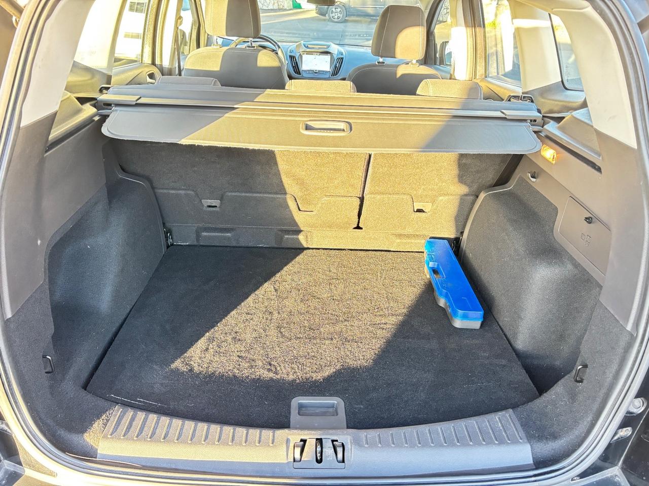 Ford Kuga 1.5 TDCI 120 CV S&S 2WD Titanium