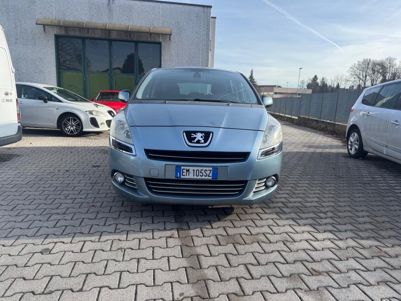 Peugeot 5008 1.6 HDi 112CV Business 7 posti