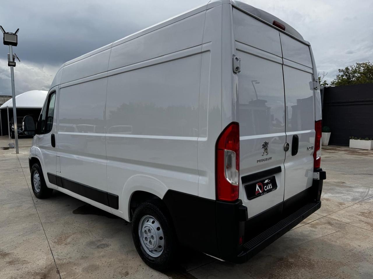 Peugeot Boxer L2H2 2.2 140cv