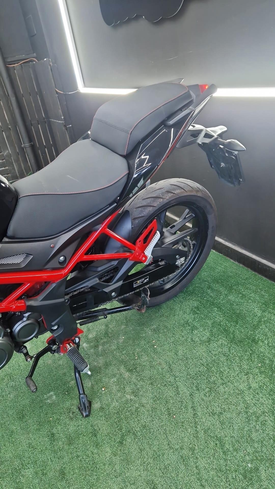 Benelli BN 125