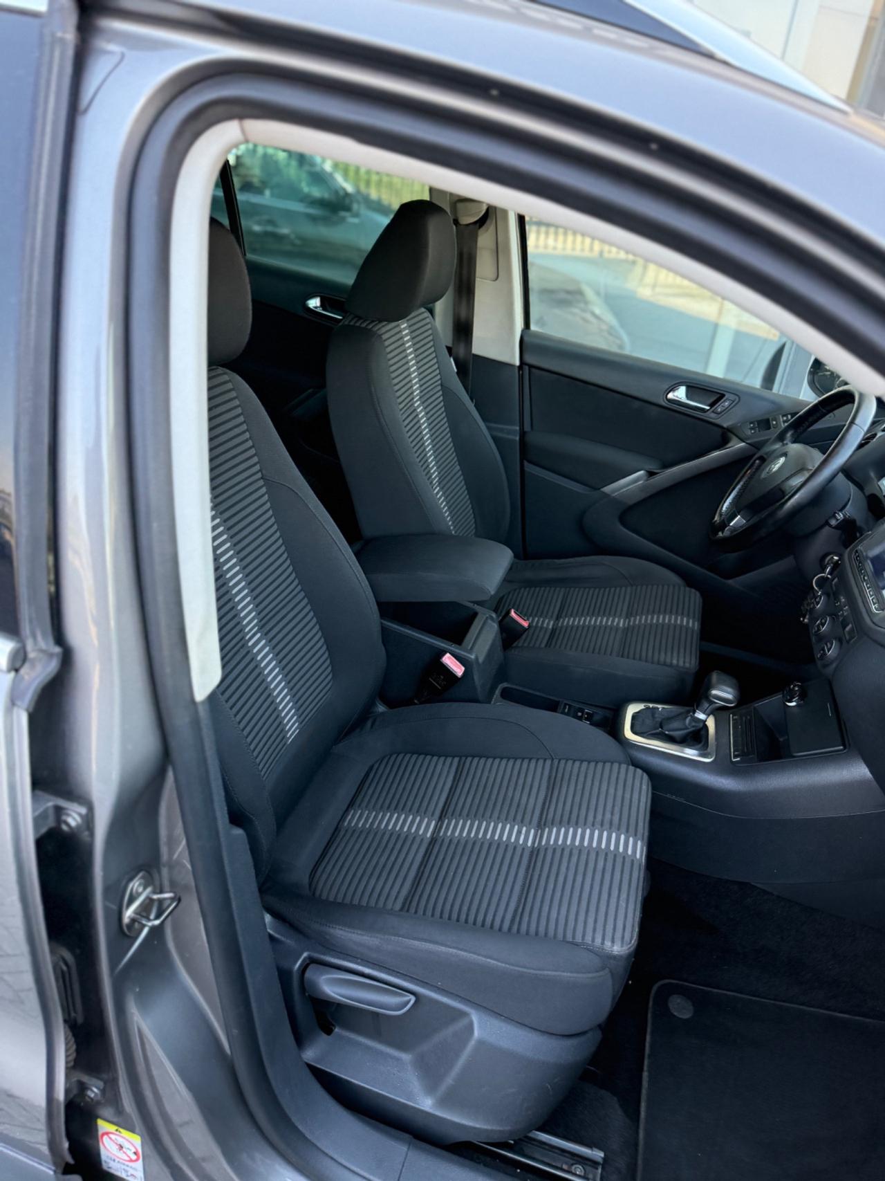 Volkswagen Tiguan 2.0 TDI DPF 4MOTION DSG Sport & Style