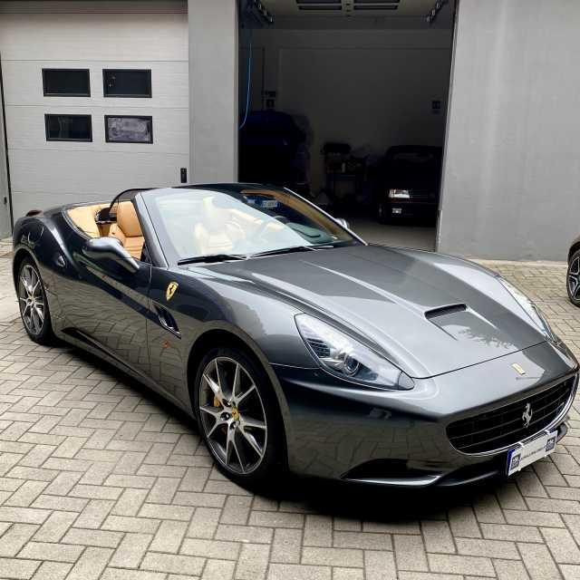 Ferrari California DCT versione limitata 490cv 312kmh